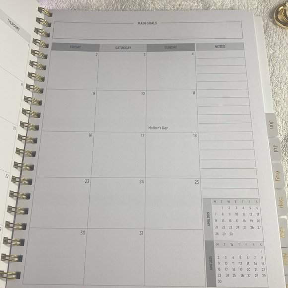 Mountain Landscape 2025 Planner Brand New - Picture 8 of 8